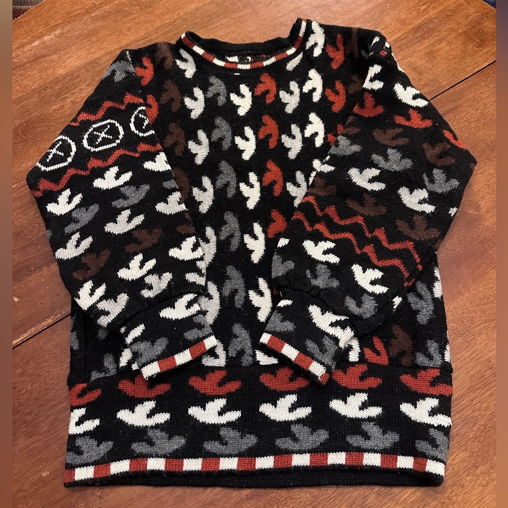 Vintage knitted crewneck sweater